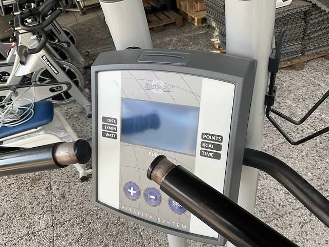Ergo-fit cycle 3000 home trainer - afbeelding 4 van  5