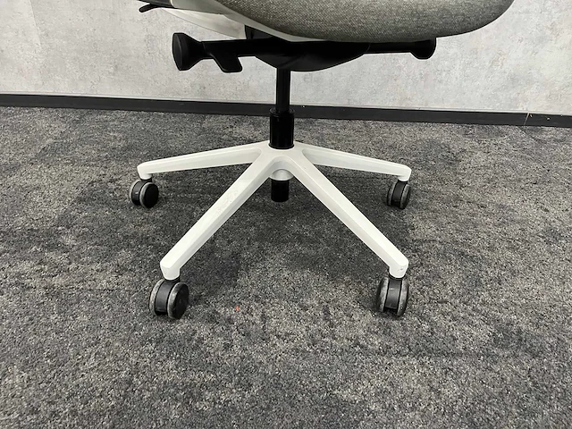 Ergonomische bureaustoel beige/wit - afbeelding 4 van  11