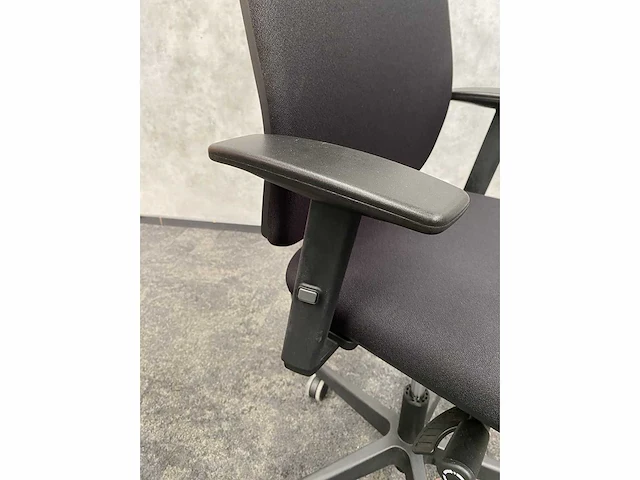 Ergonomische bureaustoel zwart - afbeelding 7 van  9