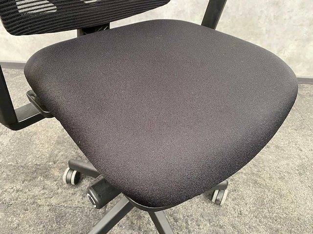 Ergonomische bureaustoel zwart - afbeelding 3 van  11