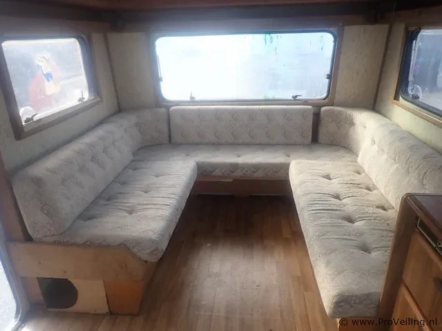Eriba nova caravan - afbeelding 2 van  9
