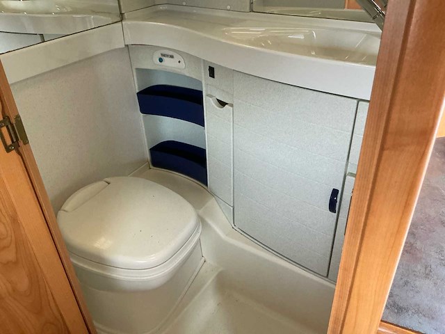 Eriba nova caravan - afbeelding 19 van  37