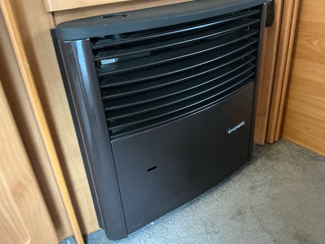 Eriba nova caravan - afbeelding 21 van  37