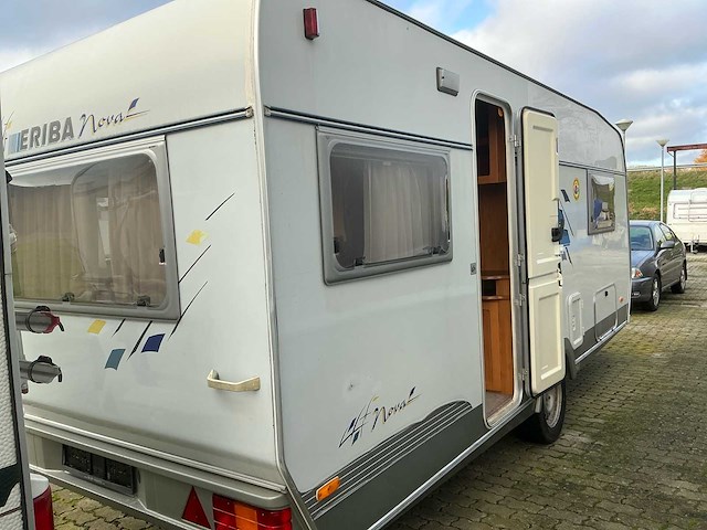 Eriba nova caravan - afbeelding 32 van  37