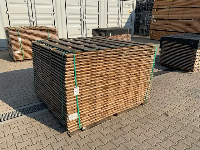 Erica h tuinscherm 1800x1800mm (25x) - afbeelding 1 van  9