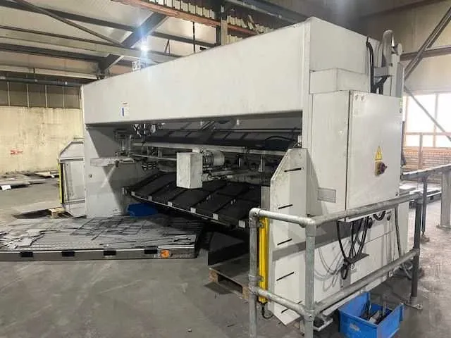 Ermak - cnc-hvr 4100x10 - knipbank knipschaar plaatschaar - 2008 - afbeelding 7 van  17