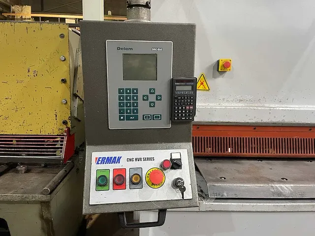 Ermak - cnc-hvr 4100x10 - knipbank knipschaar plaatschaar - 2008 - afbeelding 13 van  17