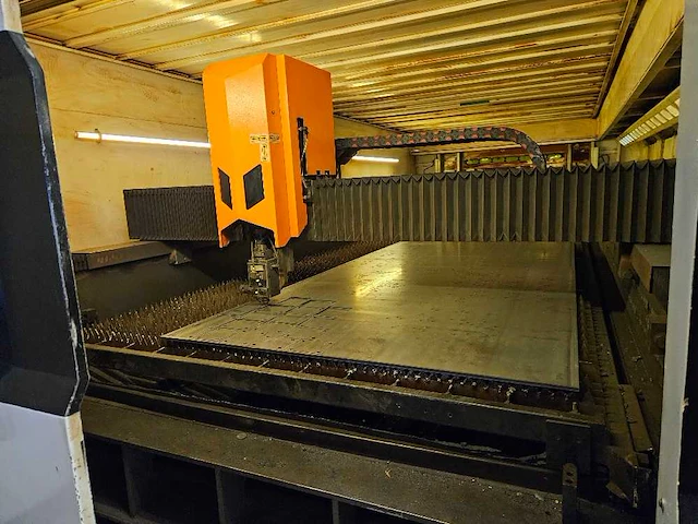 Ermaksan ipg - fibermak momentum gen 2 - lasersnijmachine - 2014 - afbeelding 8 van  28