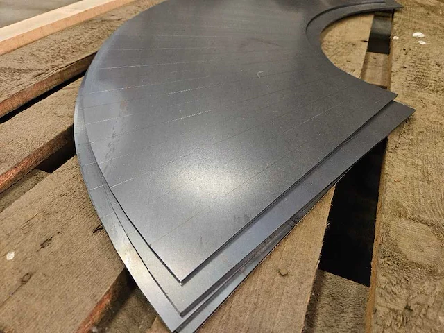 Ermaksan ipg - fibermak momentum gen 2 - lasersnijmachine - 2014 - afbeelding 21 van  28