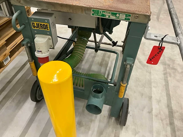 Ernex 1603 tafelcirkelzaagmachine - afbeelding 7 van  8