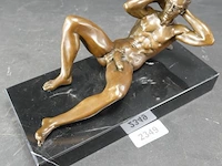 Erotisch bronzen mannelijk naakt - afbeelding 2 van  5