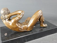 Erotisch bronzen mannelijk naakt - afbeelding 3 van  5
