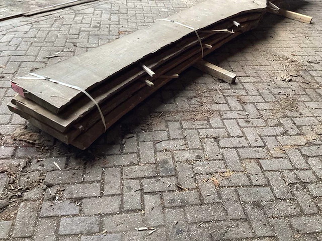 Es - kd ovengedroogd 5000x600x240 mm - schaaldeel (4x) - afbeelding 10 van  10