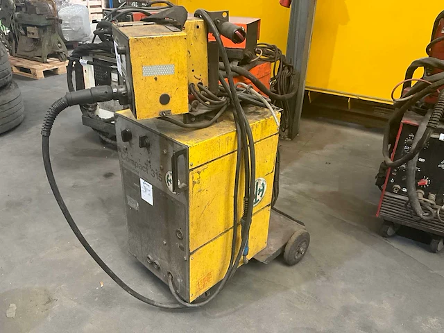 Esab compact 315 mig lasapparaat - afbeelding 1 van  6