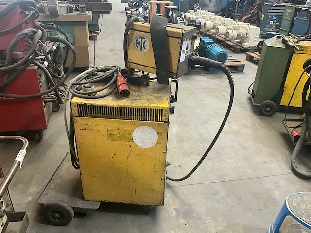 Esab compact 315 mig lasapparaat - afbeelding 4 van  6