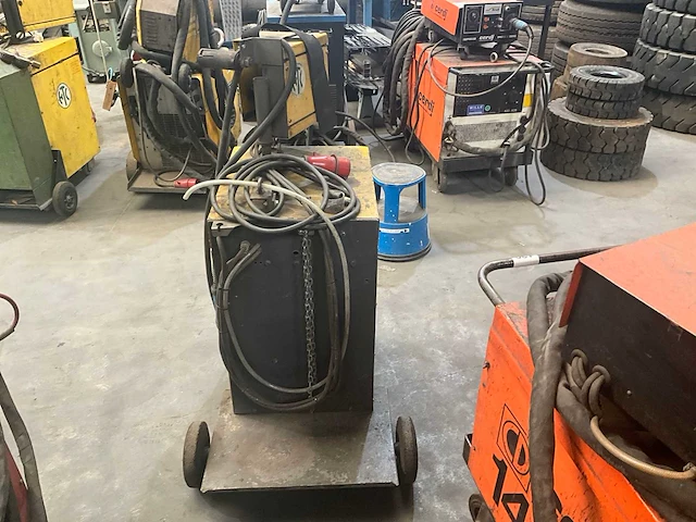 Esab compact 315 mig lasapparaat - afbeelding 5 van  6