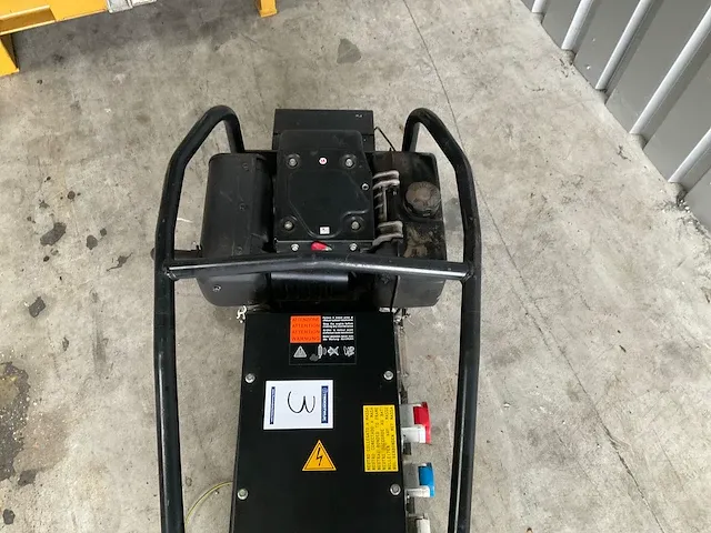 Esab khm 190 ys lasgeneratorn stroomgenerator - afbeelding 7 van  18