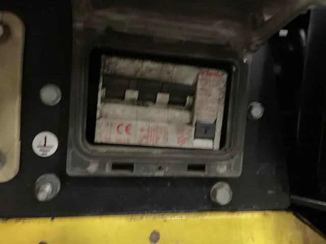 Esab khm 190 ys lasgeneratorn stroomgenerator - afbeelding 4 van  13