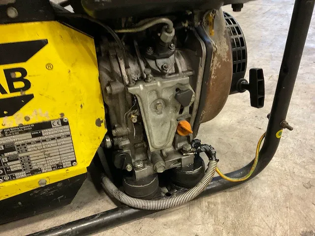 Esab khm 190 ys lasgeneratorn stroomgenerator - afbeelding 6 van  13