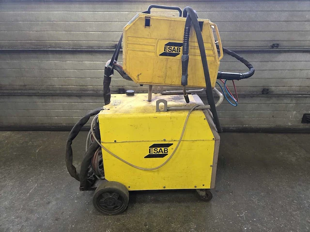 Esab lax 380w mig lasapparaat (defect) - afbeelding 3 van  4