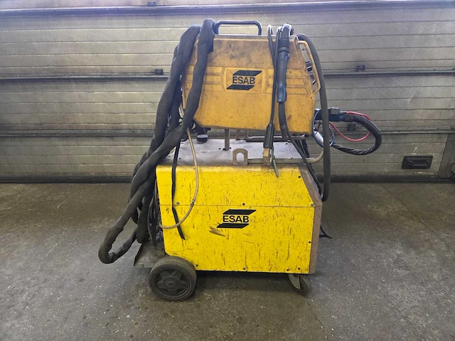 Esab lax 380w mig lasapparaat - afbeelding 1 van  4