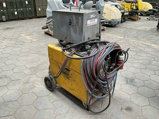 Esab lax380 lasmachine - afbeelding 1 van  7