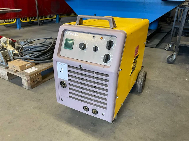Esab lkb 320 mig lasapparaat - afbeelding 1 van  7