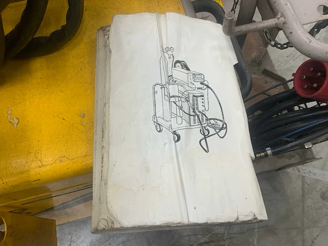 Esab luc 500 mig/mg / tig / mma lasmachine - afbeelding 4 van  12