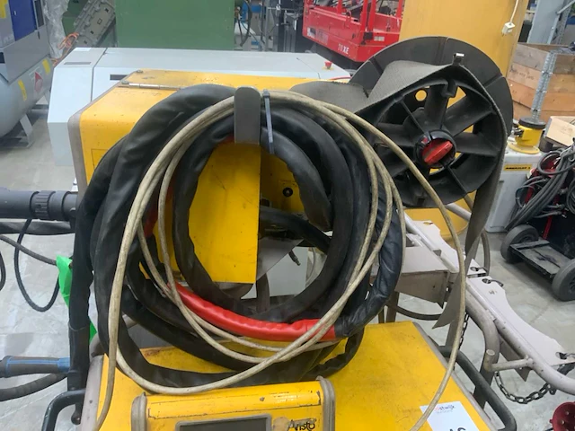 Esab luc 500 mig/mg / tig / mma lasmachine - afbeelding 11 van  12