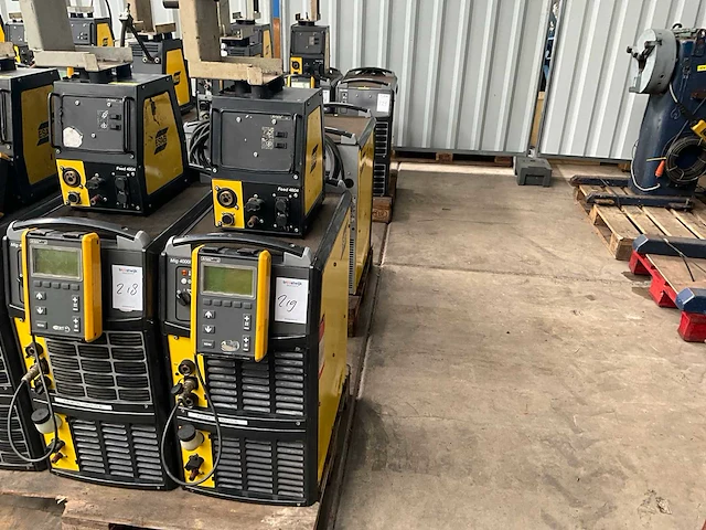 Esab mig 4000iw mig lasapparaat - afbeelding 1 van  8