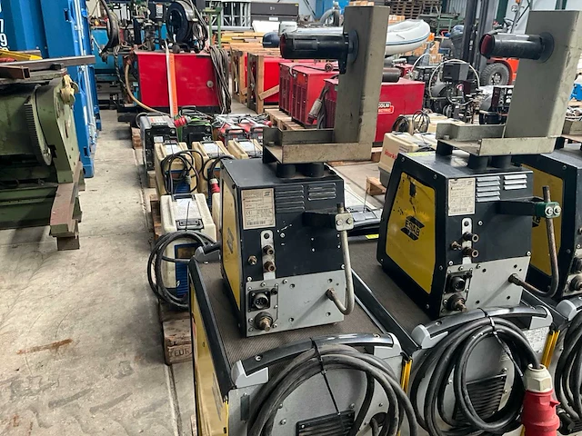 Esab mig 4000iw mig lasapparaat - afbeelding 7 van  8