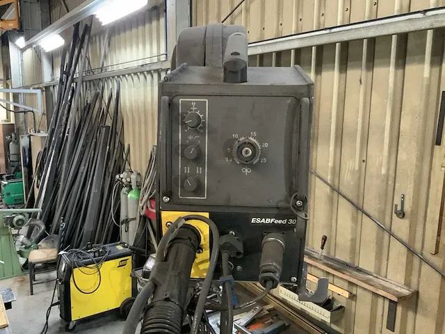 Esab mig 405 w lasapparaat - afbeelding 5 van  9