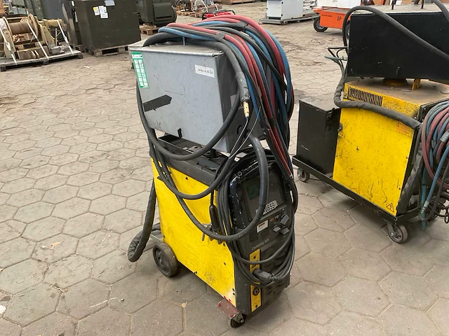 Esab mig325 lasmachine - afbeelding 5 van  6