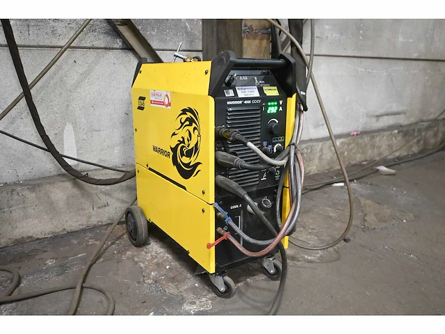 Esab warrior 400i cc/cv lasapparaat met esab warrior 304w feed unit - afbeelding 1 van  9