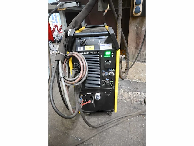 Esab warrior 400i cc/cv lasapparaat met esab warrior 304w feed unit - afbeelding 4 van  11