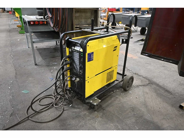 Esab warrior 500i cc/cv lasapparaat met esab warrior 304w feed unit - afbeelding 3 van  9