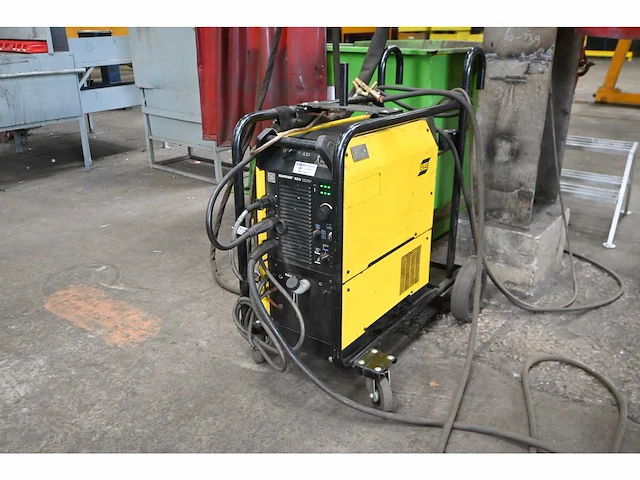 Esab warrior 500i cc/cv lasapparaat met esab warrior 304w feed unit - afbeelding 4 van  11