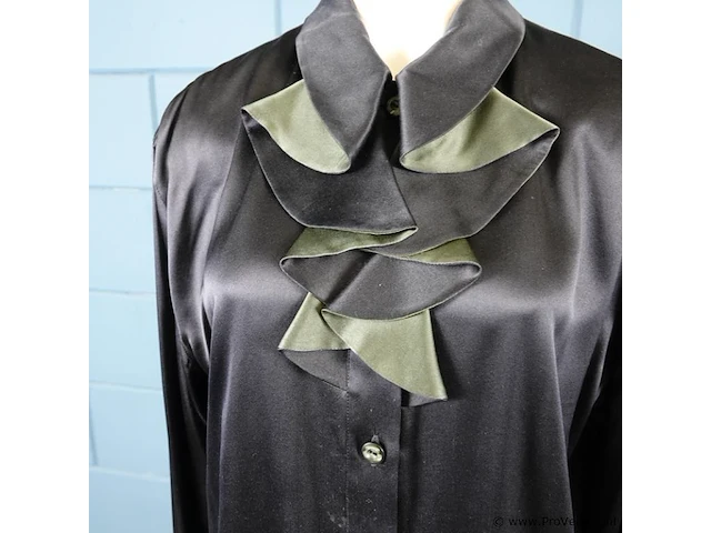 Escada - afbeelding 4 van  5