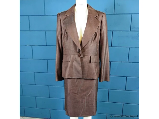Escada - afbeelding 2 van  5