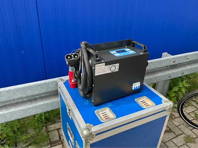 Esch-80v65a acculader - afbeelding 2 van  6