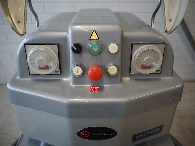 Escher - afbeelding 7 van  8