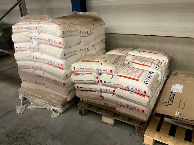Esco zak strooizout à 25 kg (60x) - afbeelding 2 van  3
