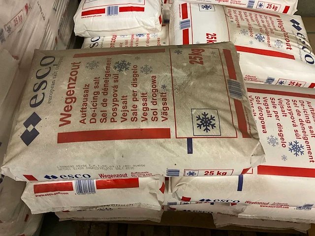 Esco zak strooizout à 25 kg (60x) - afbeelding 3 van  3