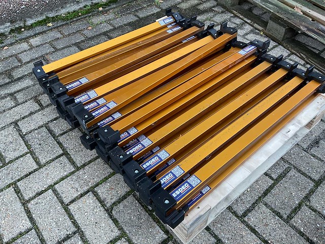 Esdec - afstandhouder tbv zonnepaneel (36x) - afbeelding 1 van  3