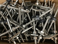 Esdec - stokschroef rvs m10x200 met stril (50x) - afbeelding 1 van  3