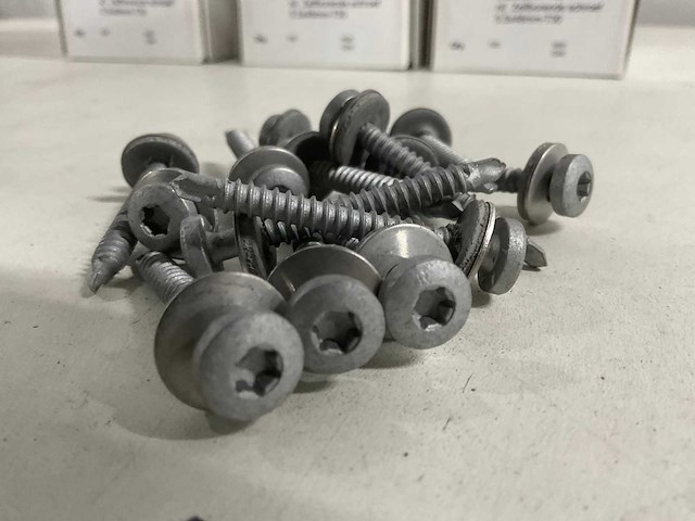 Esdec - zelfborende schroef 5.5 x 48-t30 (1100x) - afbeelding 3 van  3