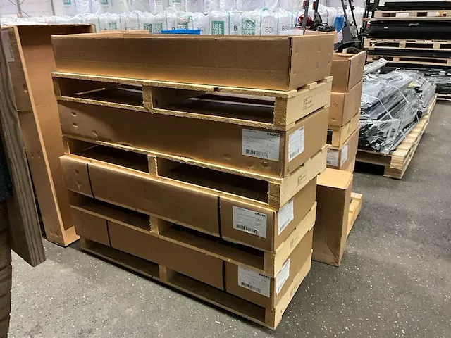 Esdec fusion wind deflector links zonnepaneel montage materialen - afbeelding 1 van  5