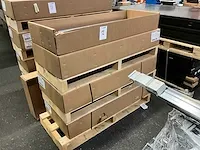 Esdec fusion wind deflector rechts zonnepaneel montage materialen - afbeelding 1 van  4
