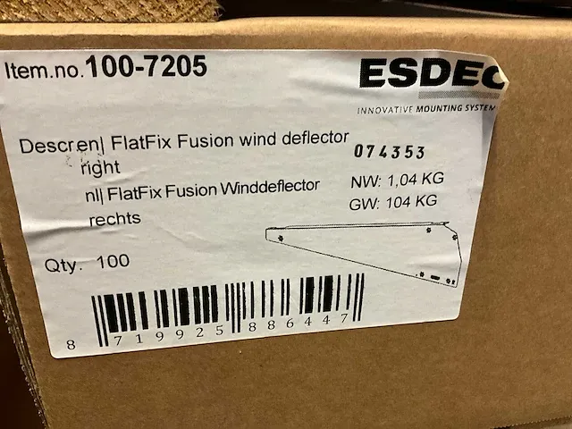 Esdec fusion wind deflector rechts zonnepaneel montage materialen - afbeelding 3 van  4