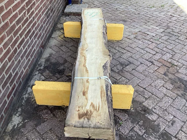 Esdoorn - 2020 gezaagd 240 x 410 x 2450 mm - schaaldeel (2x) - afbeelding 4 van  6
